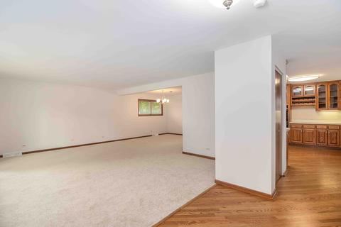 3220 Brookmeade Dr, Rolling Meadows, IL 60008 photo 5
