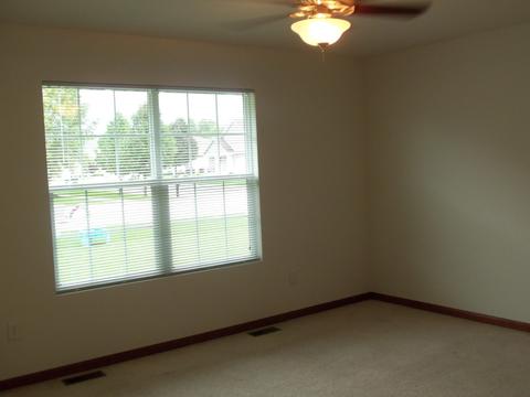 2032 Locust Rd, Morris, IL 60450 photo 3