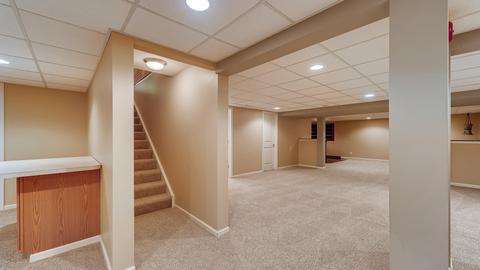 5737 Red Oak Dr, Hoffman Estates, IL 60192 photo 27