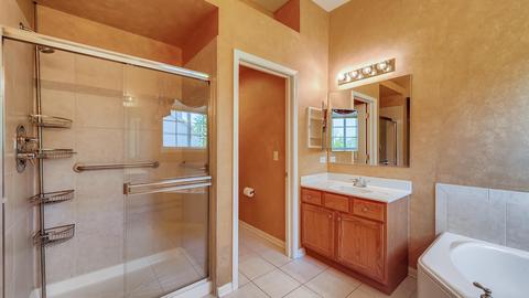 5737 Red Oak Dr, Hoffman Estates, IL 60192 photo 18