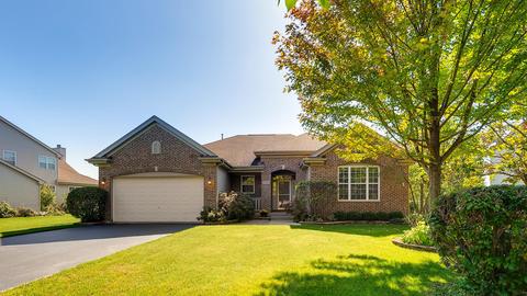 5737 Red Oak Dr, Hoffman Estates, IL 60192 photo 1