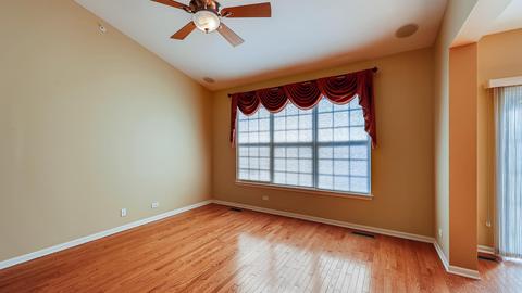 5737 Red Oak Dr, Hoffman Estates, IL 60192 photo 14
