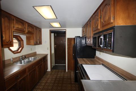 241 2nd St, Elgin, IL 60123 photo 4
