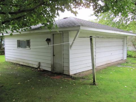 5325 Aux Sable Rd, Morris, IL 60450 photo 3