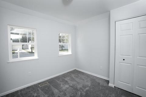271 Triggs Ave, Elgin, IL 60123 photo 30