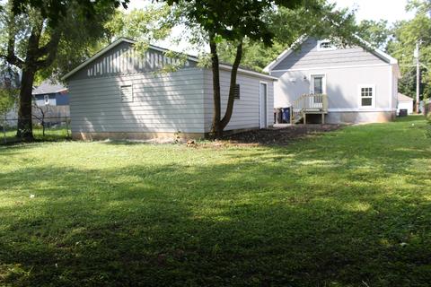 271 Triggs Ave, Elgin, IL 60123 photo 3