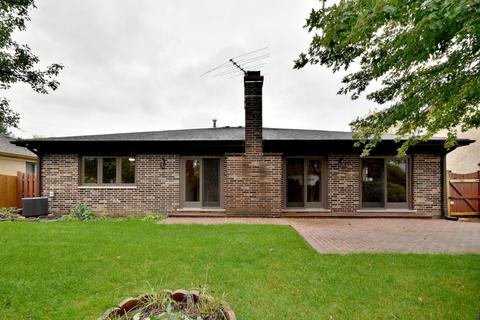 586 N 3rd Ave, Des Plaines, IL 60016 photo 28