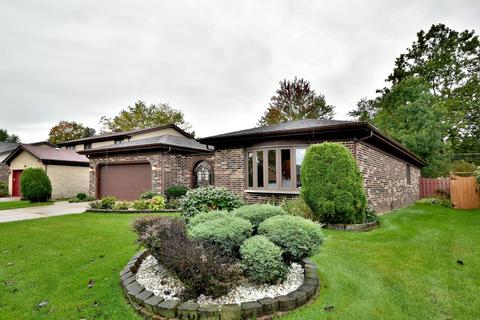 586 N 3rd Ave, Des Plaines, IL 60016 photo 32