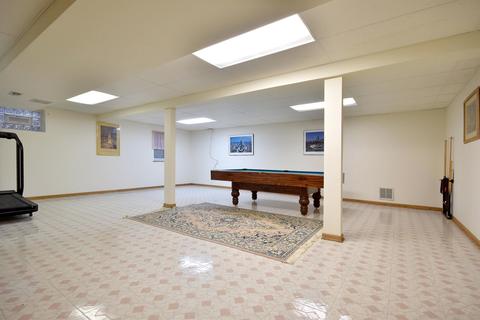 586 N 3rd Ave, Des Plaines, IL 60016 photo 26