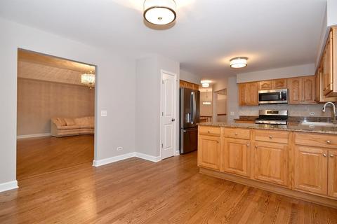 586 N 3rd Ave, Des Plaines, IL 60016 photo 22