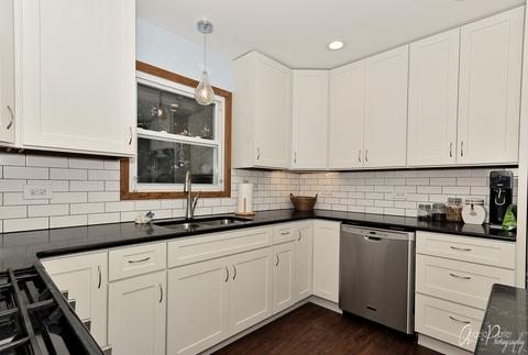3718 W Lee St, Mchenry, IL 60050 photo 4
