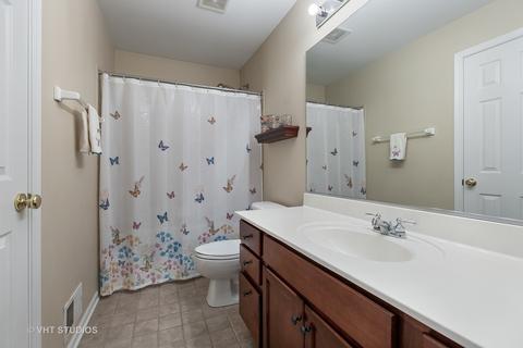 1300 Mulberry Ln, Cary, IL 60013 photo 16