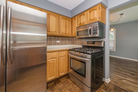 610 Waterfall Ln, Elgin, IL 60124 photo 15