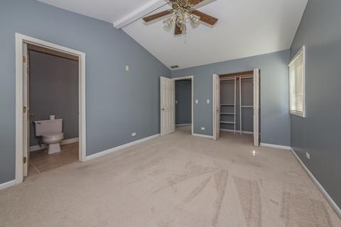 610 Waterfall Ln, Elgin, IL 60124 photo 20