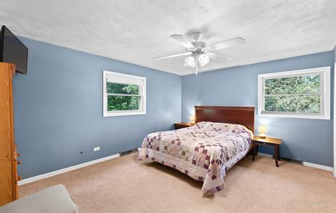 112 William Dr, Elgin, IL 60123 photo 10