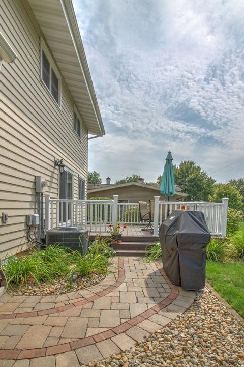 10 Westminster Dr, Spring Valley, IL 61362 photo 6
