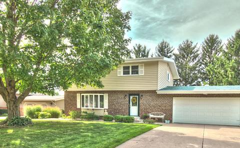 10 Westminster Dr, Spring Valley, IL 61362 photo 1