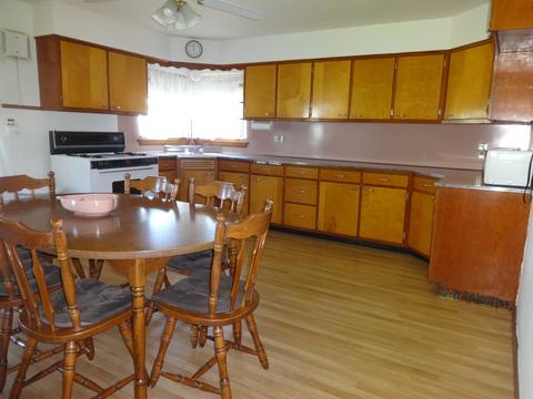 1820 Pulaski St, Peru, IL 61354 photo 7