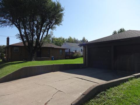 1820 Pulaski St, Peru, IL 61354 photo 13