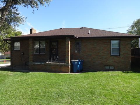 1820 Pulaski St, Peru, IL 61354 photo 11