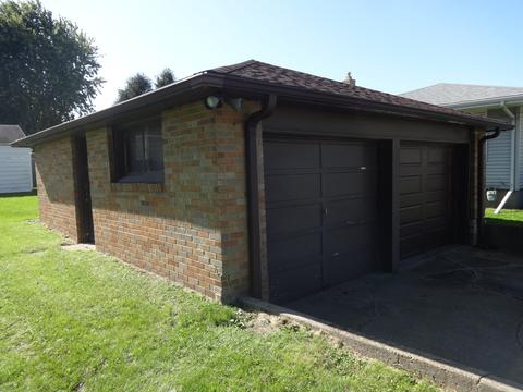 1820 Pulaski St, Peru, IL 61354 photo 12