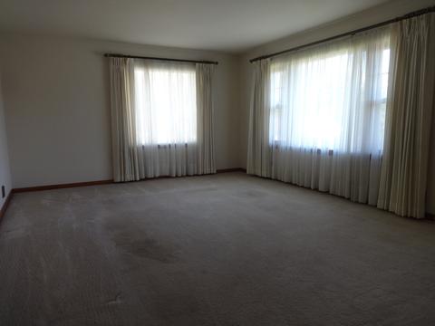 1820 Pulaski St, Peru, IL 61354 photo 2
