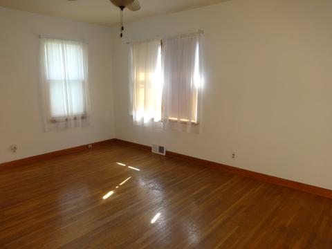 1820 Pulaski St, Peru, IL 61354 photo 9