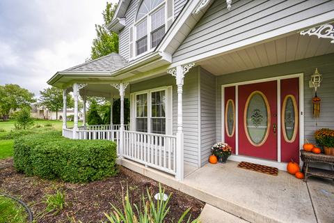 13151 Vicky St, Plainfield, IL 60585 photo 3