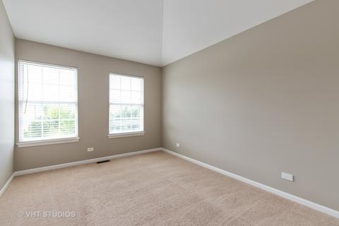 33 Bridlepath Dr, Lindenhurst, IL 60046 photo 16
