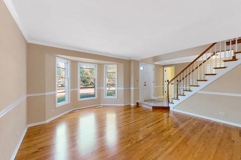 751 Kylemore Dr, Des Plaines, IL 60016 photo 4
