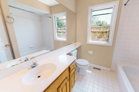 751 Kylemore Dr, Des Plaines, IL 60016 photo 22