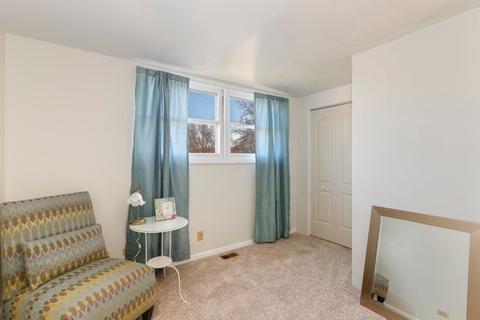 121 Thackeray Dr, Bolingbrook, IL 60440 photo 21