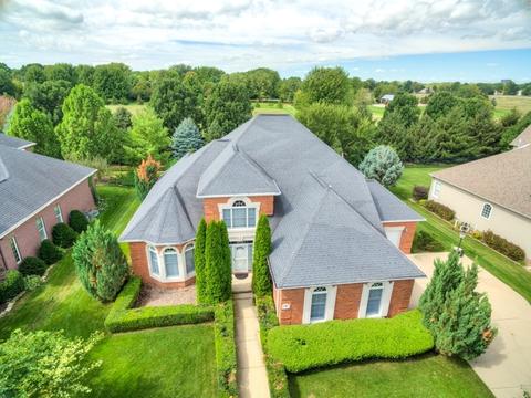 51 Stonebrook Ct, Bloomington, IL 61704 photo 2