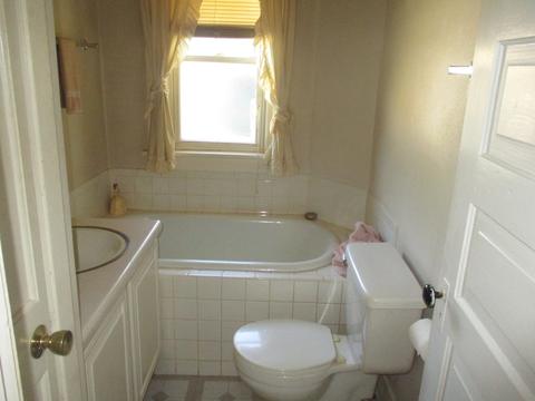 932 Augusta Ave, Elgin, IL 60120 photo 13
