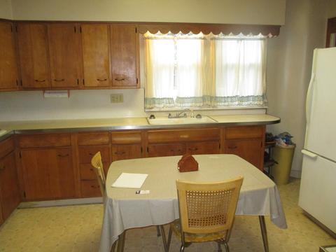 932 Augusta Ave, Elgin, IL 60120 photo 6