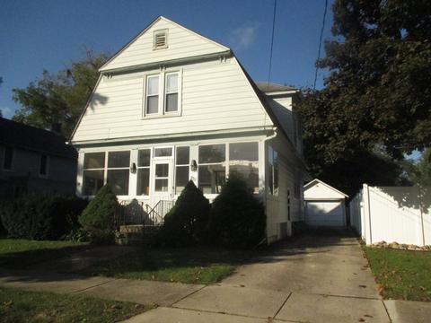 932 Augusta Ave, Elgin, IL 60120 photo 1