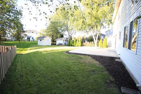 2473 Spring Valley Ct, Aurora, IL 60503 photo 3