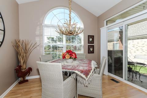 841 Eineke Blvd, Algonquin, IL 60102 photo 6
