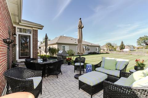 841 Eineke Blvd, Algonquin, IL 60102 photo 12