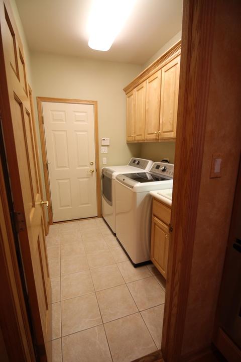 841 Turnberry Ln, Willowbrook, IL 60527 photo 18