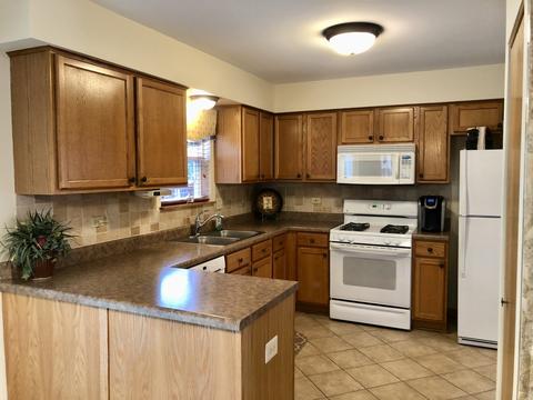 2059 Winding Lakes Dr, Plainfield, IL 60586 photo 3