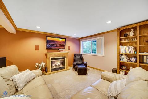 654 Willow Dr, Carol Stream, IL 60188 photo 26