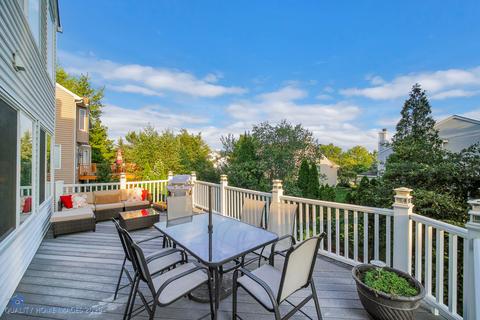 654 Willow Dr, Carol Stream, IL 60188 photo 29