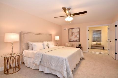 3900 Bordeaux Dr, Hoffman Estates, IL 60192 photo 35