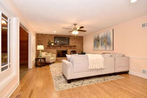 3900 Bordeaux Dr, Hoffman Estates, IL 60192 photo 27
