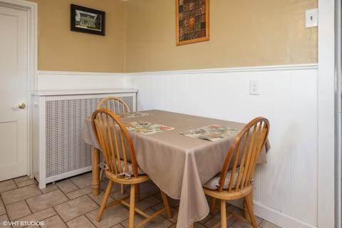 611 Mccarthy Rd, Lemont, IL 60439 photo 4