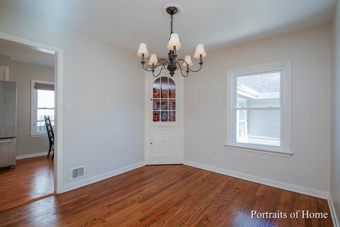 803 E Harrison Ave, Wheaton, IL 60187 photo 5