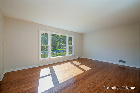 803 E Harrison Ave, Wheaton, IL 60187 photo 3