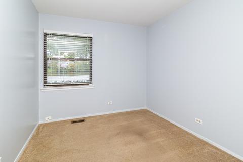 1958 Crescent Ln, Hoffman Estates, IL 60169 photo 23