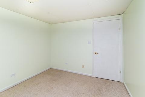 1958 Crescent Ln, Hoffman Estates, IL 60169 photo 38